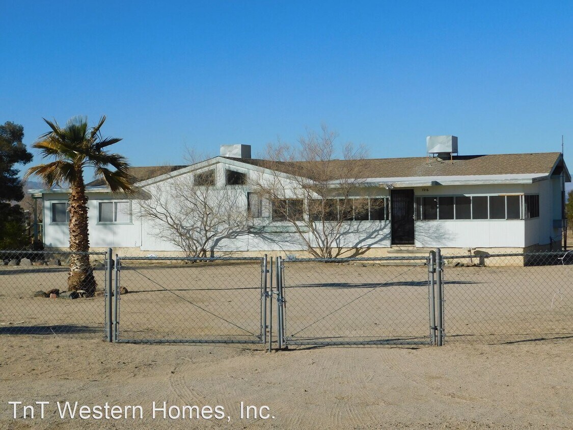 Primary Photo - 3 br, 2 bath House - 7216 Buckel Ave