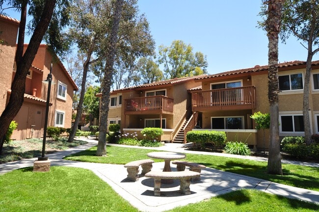Building Photo - The Villas at Camino Bernardo