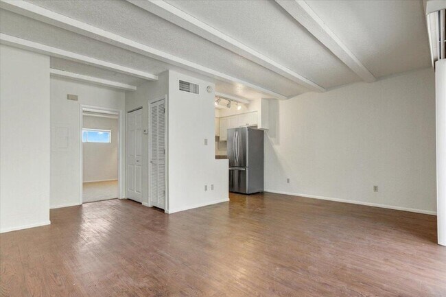 Building Photo - 1014 E Osborn Rd