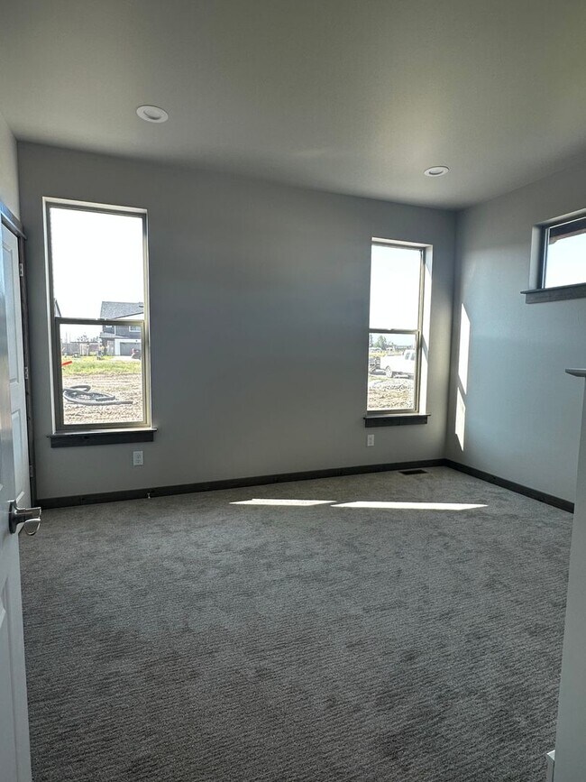 Building Photo - 504 Relentless Drive