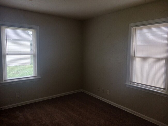 Foto del edificio - 2bdr/1bth house in Independence, MO