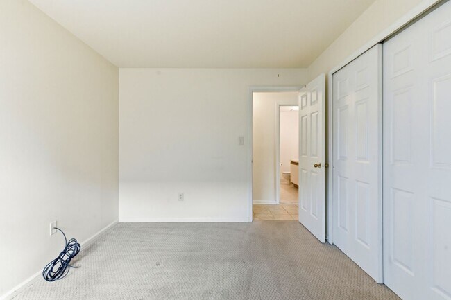 Foto del edificio - 3403 Waltham Ct