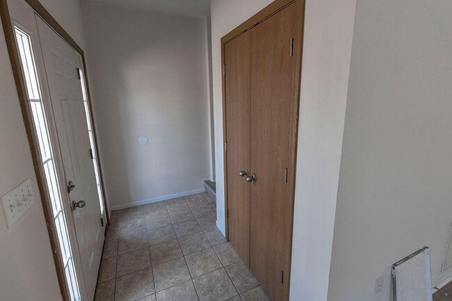 Building Photo - 1621 Citadel Dr