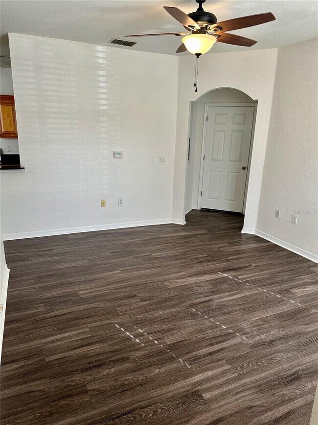 Building Photo - 852 Grand Regency Pointe
