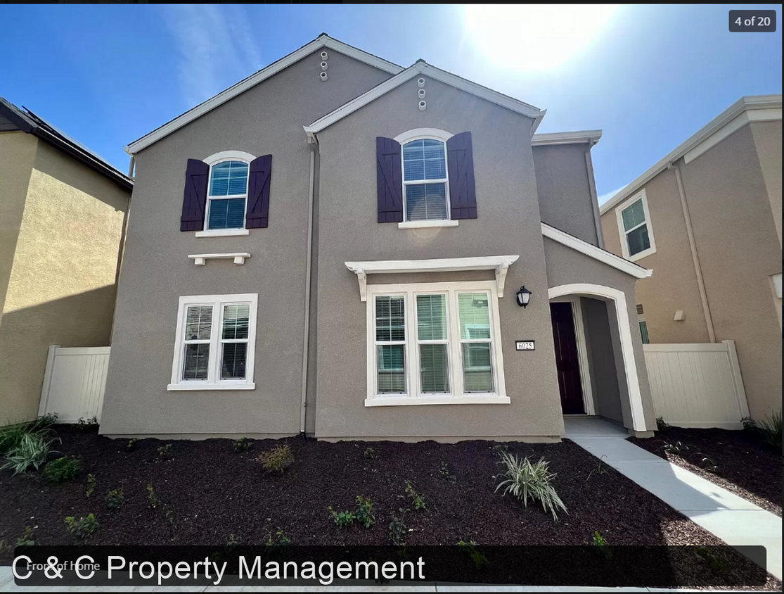 4 br, 3 bath House - 6025 Dragon Hawk Pl - House Rental in Roseville ...