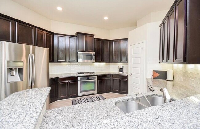 Foto del edificio - 20115 Towering Cypress Dr