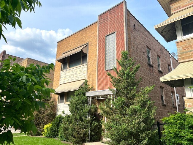 Foto del edificio - 1915 Oak Park Ave