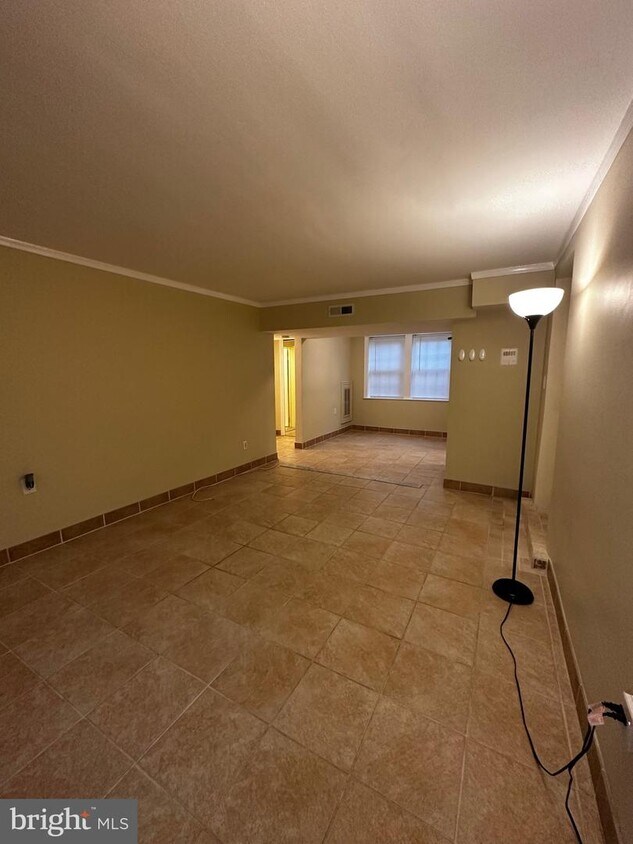 6509 10th St Unit J, Alexandria, VA 22307 Room for Rent in Alexandria, VA