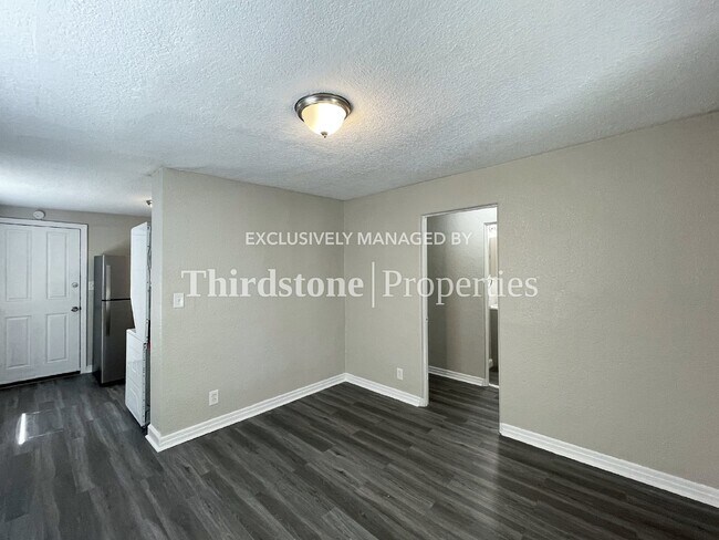 Building Photo - 1004 LAWRENCE Street, JACKSONVILLE, FL 32209