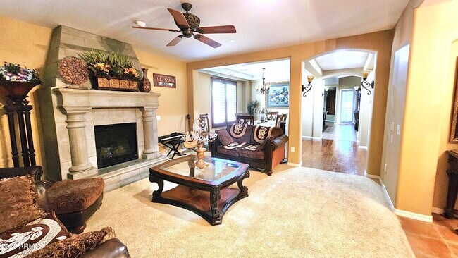 Foto del edificio - 3094 S Ashley Dr