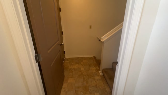 Building Photo - 1316 Dakota Dr