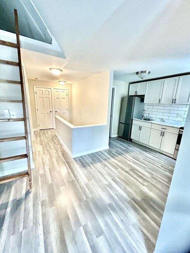 157 Slocum Lake Rd, Wauconda, IL 60084 Townhome Rentals in Wauconda