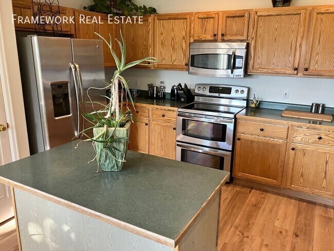 Foto del edificio - 13371 Pearl Cir