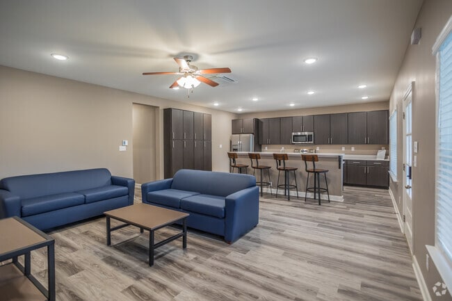 Interior Photo - TE - SpottswoodAve3875