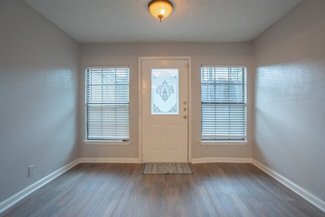 Photo - 2005 Town Ct Townhome