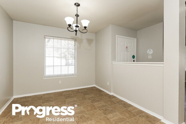 Building Photo - 4537 Loma Del Rey Cir