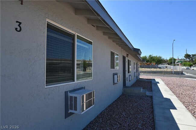 Foto del edificio - 320 N 16th St