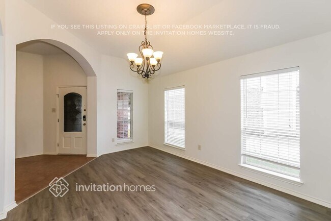 Building Photo - 17619 Sequoia View Ln