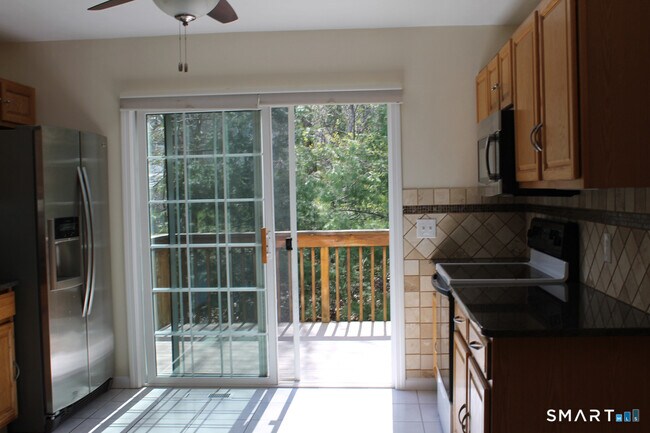 Foto del edificio - 69 Danny's Way