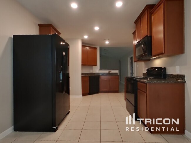 Foto del edificio - 212 Comanche Plains Rd