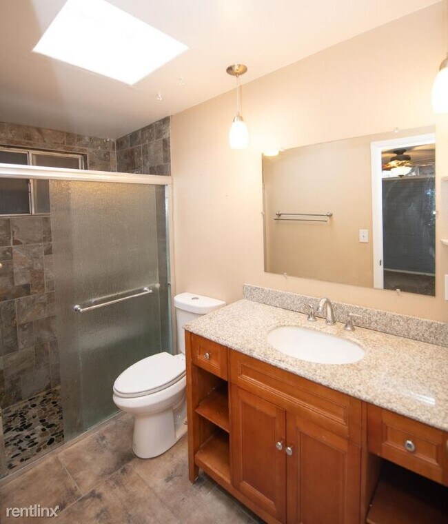 Foto del edificio - 8409 E Beverly St