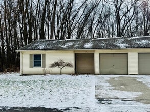 Building Photo - 24 Orchard Ln