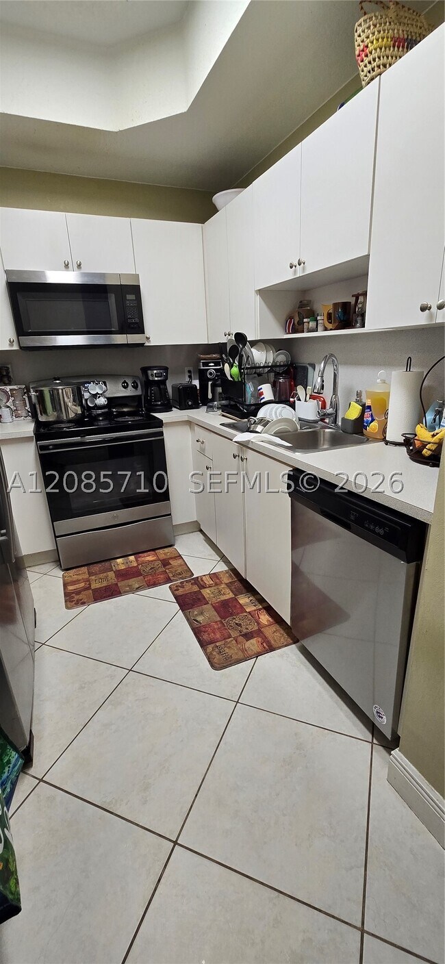 Foto del edificio - 2283 Mariner Ct