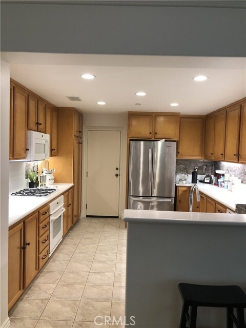 Building Photo - 209 Lonetree
