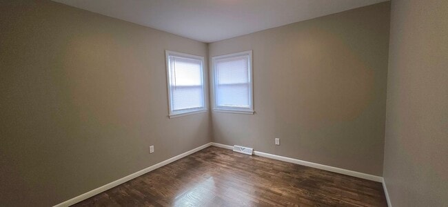 Building Photo - 3 Bedrooms 2 Baths! South Springfield!  $1250  BBBBBBeautiful!!!