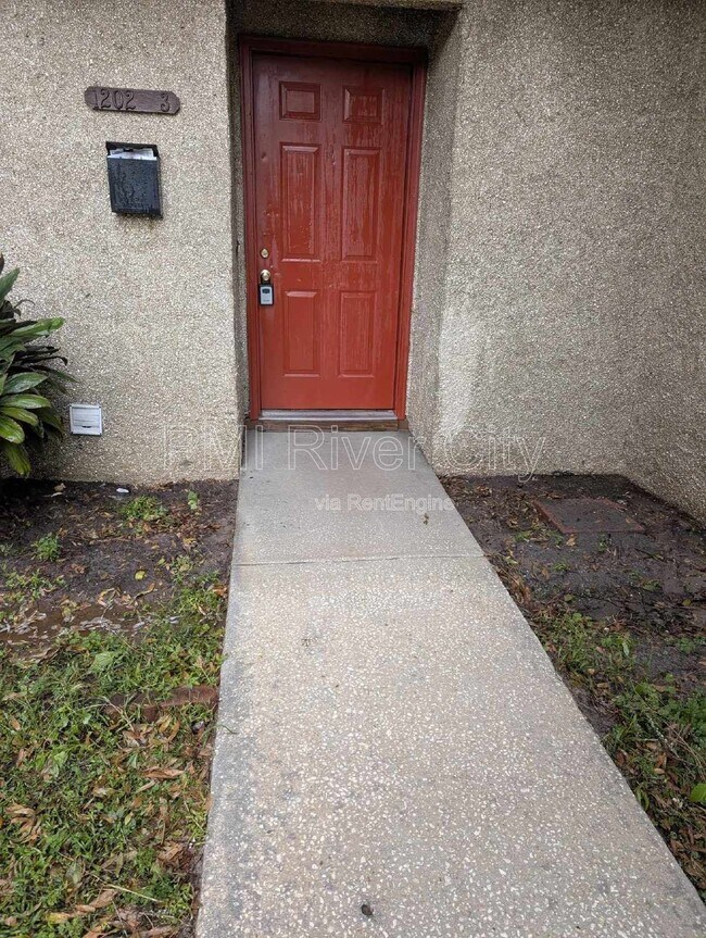 Foto del edificio - 1202 Maitland Ave