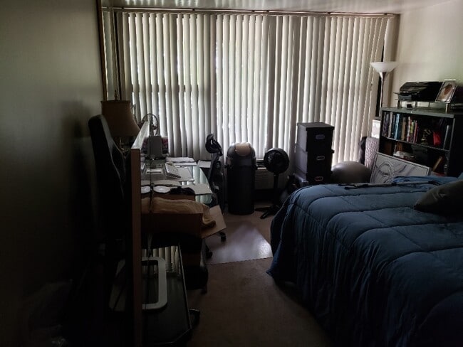 Photo - 2605 S Indiana Ave Apartment