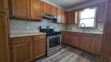 Building Photo - 4107 Flora Ave