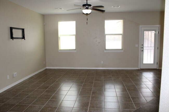 Foto del edificio - 13226 Emerald River St