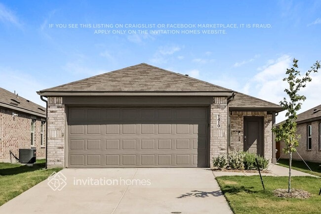 Building Photo - 1410 Merlin Blf St