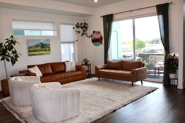 Photo - 1713 West 67th Cir Townhome