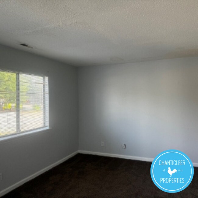 Foto del edificio - 1501 Chapel Hill Rd