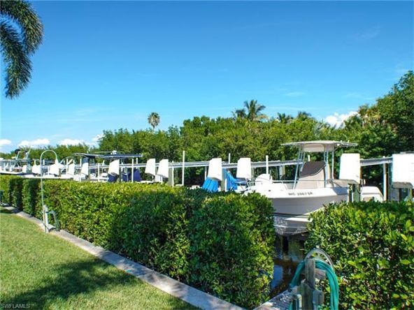 Foto del edificio - 38063 Crocus Ln