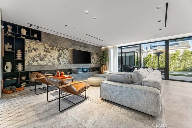 Foto del edificio - 5106 Lindley Ave