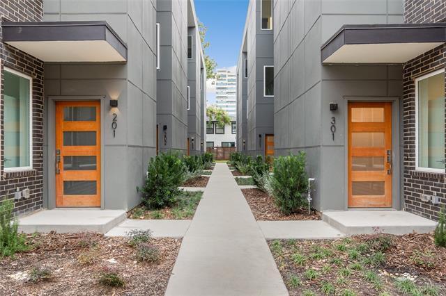 Foto del edificio - 3915 N Hall St