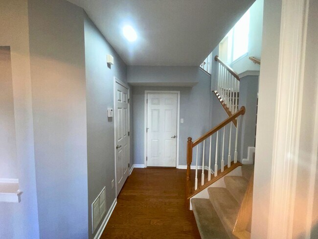 Building Photo - **** THIS PROPERTY HAS AN APPROVED APPLICA...