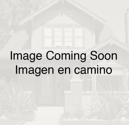 Building Photo - Immaculate Updated 2 Bedroom with 1 Bath