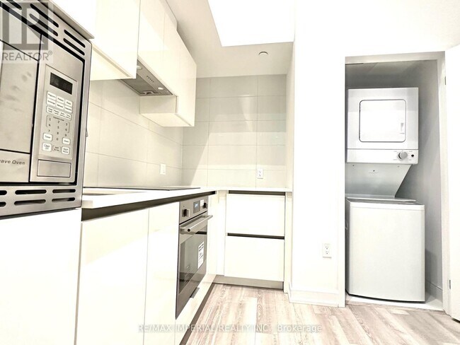 Photo du bâtiment - 121 St Patrick St