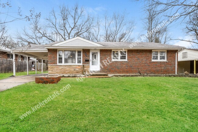 Foto del edificio - Cute 3-Bed 2.5-Bath Brick Home