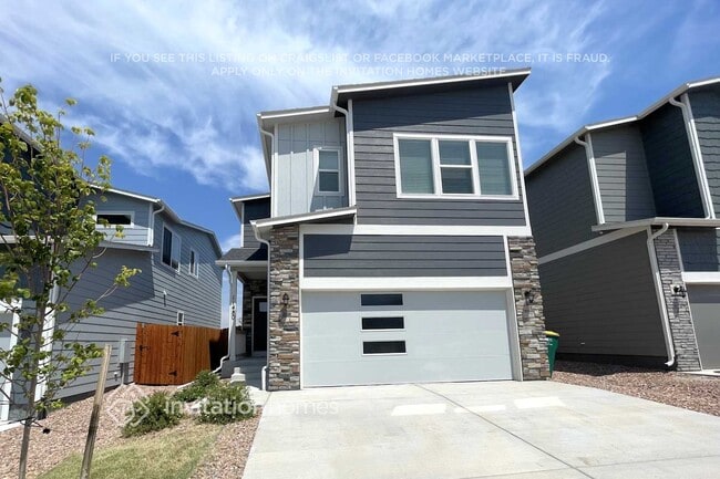 Building Photo - 11480 Sanderling St