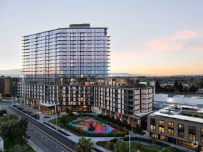 Building Photo - The Clara