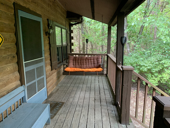 Building Photo - 215 J B Hood Dr