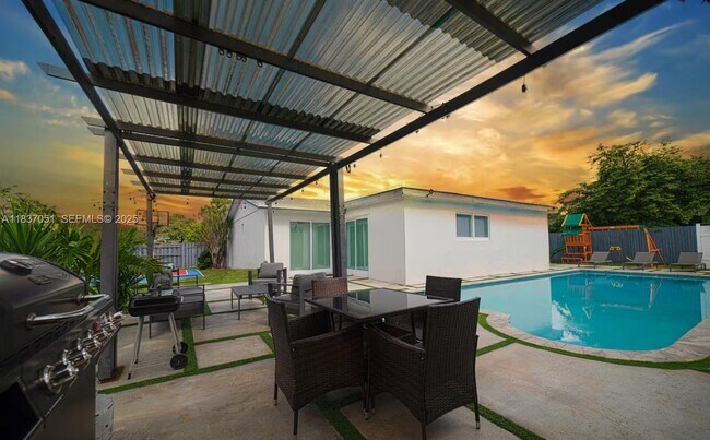 Foto del edificio - 10010 SW 162nd St