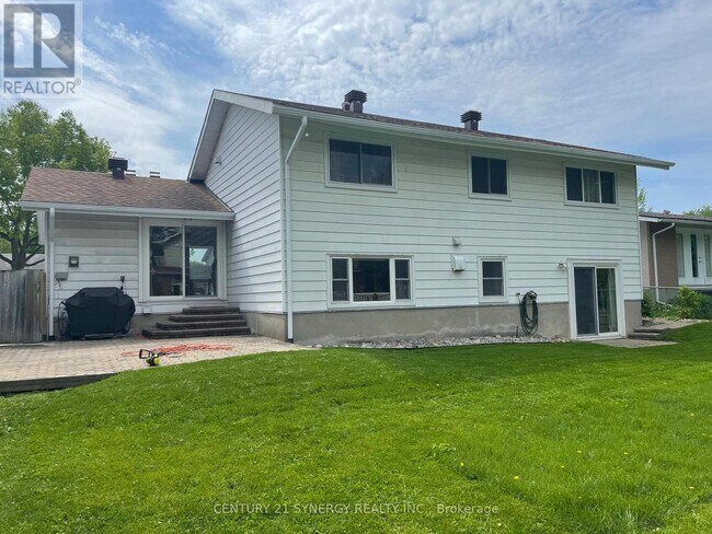 Photo du bâtiment - 639 Glenhurst Crescent