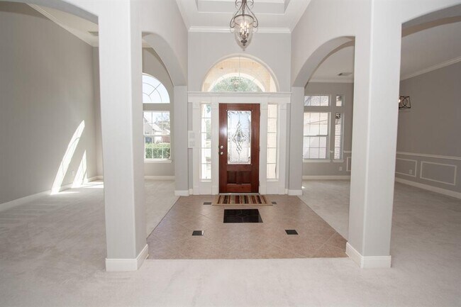 Foto del edificio - 1712 Garden Ivy Ln