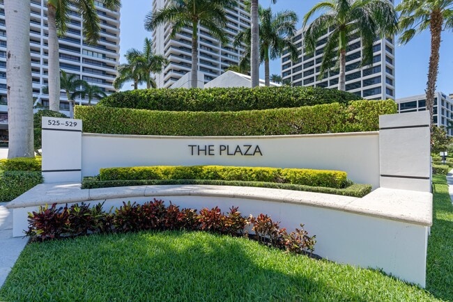 Building Photo - 529 S Flagler Dr